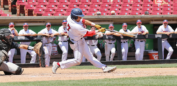 17 Liam Moreno  (193)