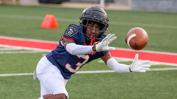 3 Deontae Spivey (3)