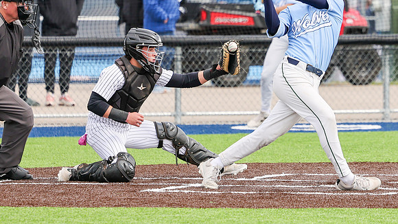4-19-25 VARSITY vs. Sun Prairie West (38)