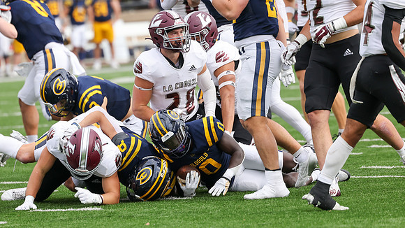 10-19-24 EAGLES vs. UW Eau Claire (79)