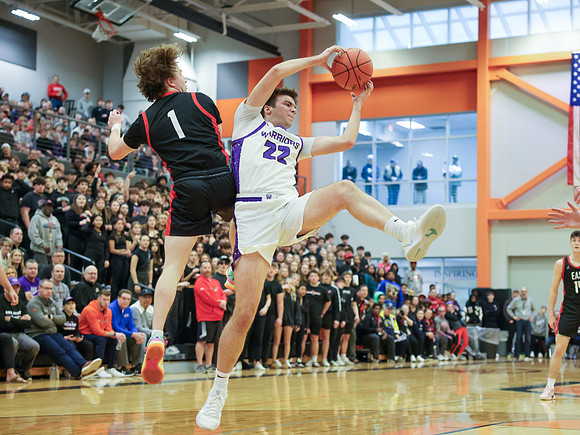 VARSITY Sectional Final vs. Sun Prairie East (20)
