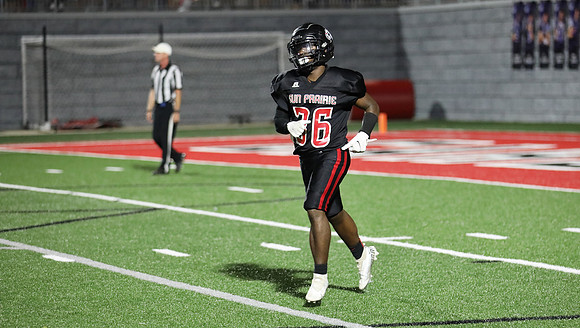 36 AJ Colvin (4)