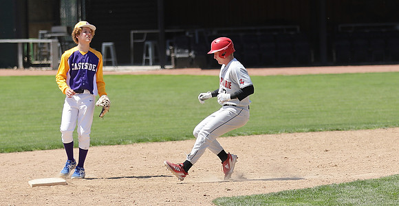 5-7-22 vs. Madison East Game 2  (26)