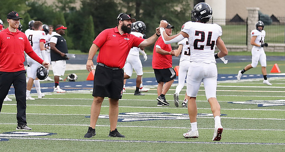 COACH Mike Pogue (3)