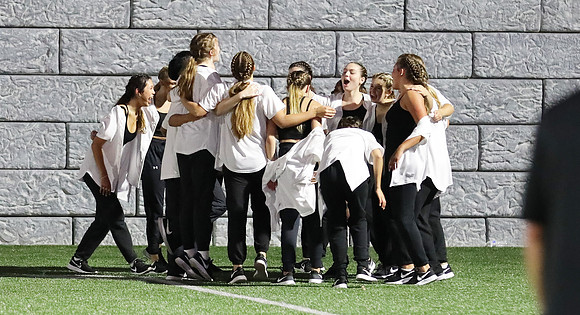 8-26-21 VARSITY Dance at Varsity Football Game  (27)