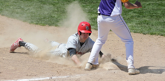 5-7-22 vs. Madison East Game 2  (21)