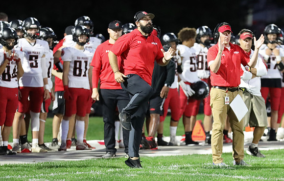 COACH Mike Pogue (3)