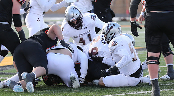 11-19-22 Playoff Round 1 vs. Wartburg College (40)