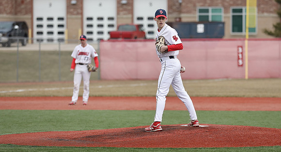 9 Evan Richmond  (30)