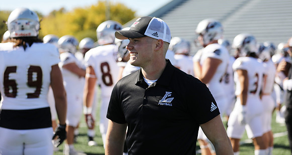 Coach Alex Stumpner (8)