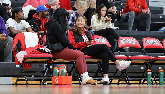 Manager Autumn Xiong (10)