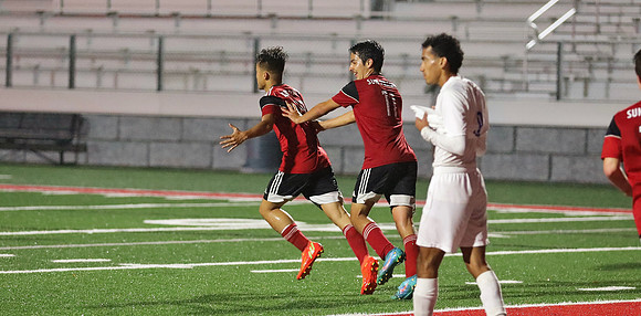 18 Eli Thao (24)