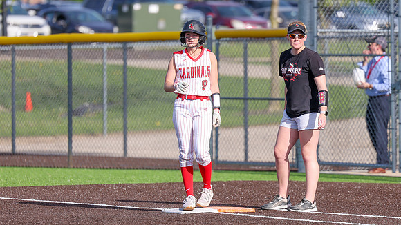 Coach Alyssa Achenreiner (8)
