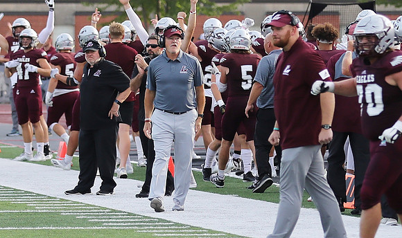 Coach Jeff Conway  (1)