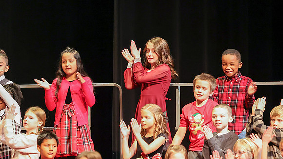 12 -9-24 Kyla School Winter Concert (5)