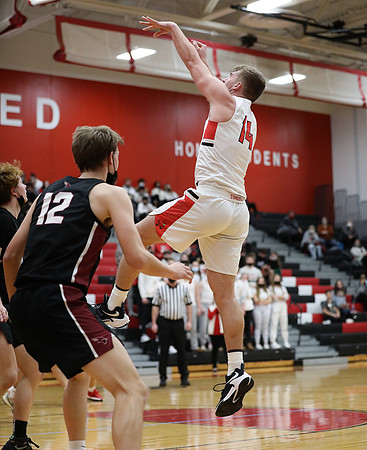 14 Ben Olson (60)