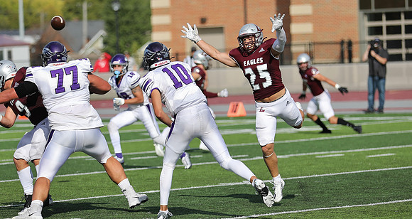 25 Aaron Schmitz (17)