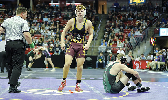 Waterloo 160 lbs. Trevor Firari Match #1 State Tournament 2023  (49)