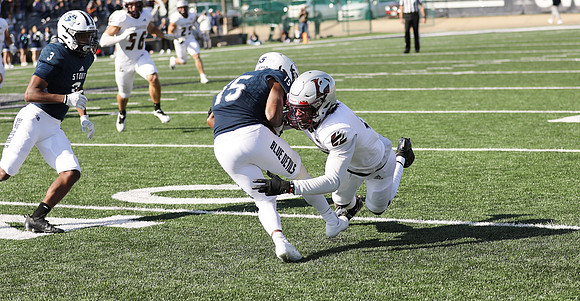 10-8-22 vs. UW Stout  (162)