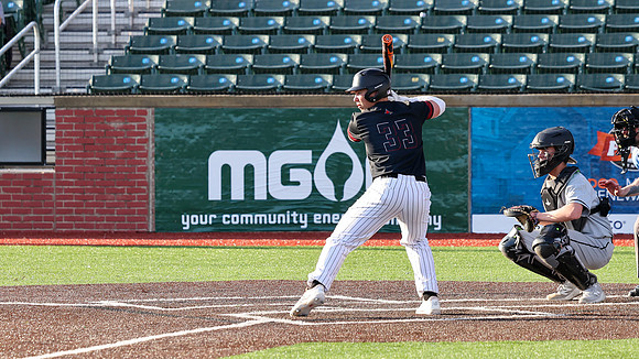 33 Brady Melum (3)
