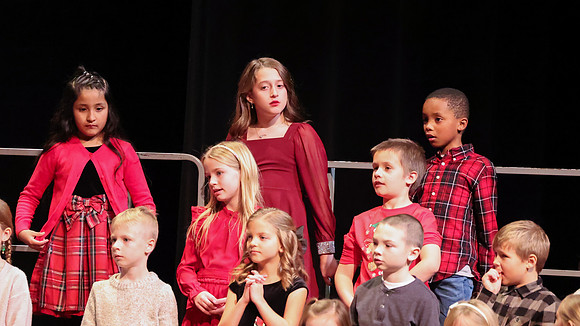 12 -9-24 Kyla School Winter Concert (25)