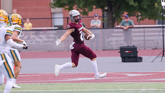 20 Jack Studer (19)