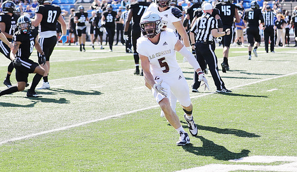 5 Elijah Alt  (40)