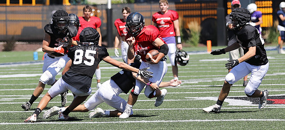 8-13-21 Varsity Scrimmage(s)  (166)