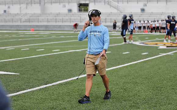 COACH Josh O'Connor  (14)