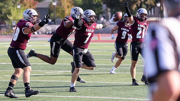 7 Adam Quam (21)