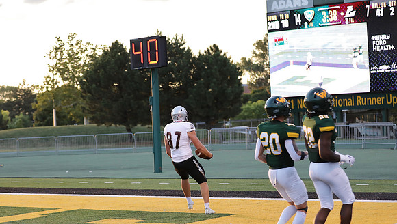 9-17-22 vs. Wayne State  (99)
