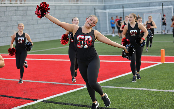 8-26-21 VARSITY Dance at Varsity Football Game  (4)