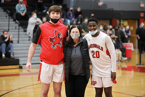 1-13-2022 VARSITY TEACHER Appreciation Night vs. Middleton  (12)