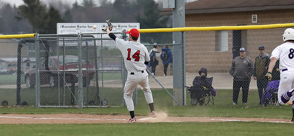 4-29-22 Varsity vs. Waunakee (35)