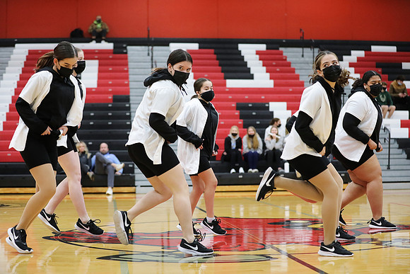 JV Dance 1-13-22 at JV Basketball Game  (53)