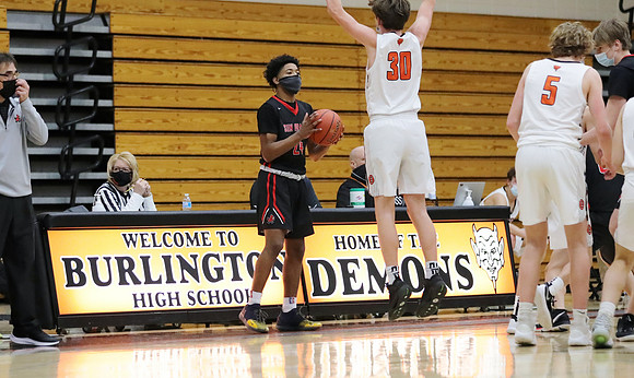 24 Jayvyn Garwo vs. Burlington  (2)