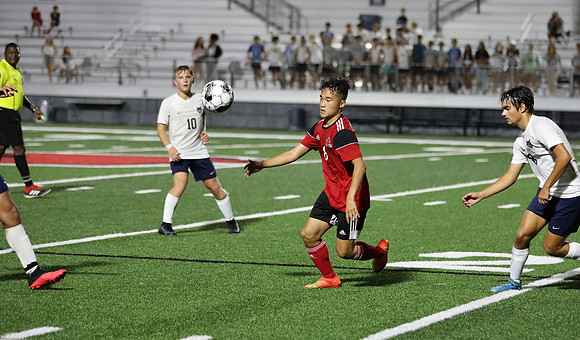 18 Eli Thao (30)