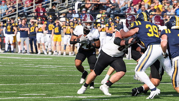 24 Najeh Mitchell (16)