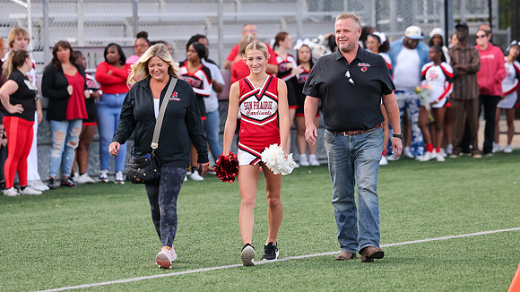 9-27-24 PARENTS Night at Varsity Football game (20)