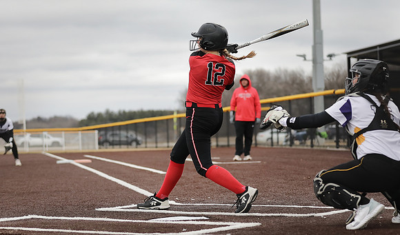 12 Tayler Baker (28)