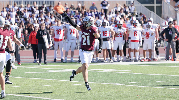 21 Trent Mullen (2)