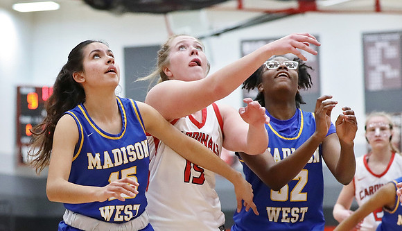 2-18-23 VARSITY SENIOR Lucy Strey NIGHT) vs. Madison West    (75)