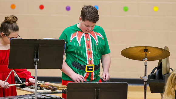 12-17-24 Cullen School Holiday Concert (16)