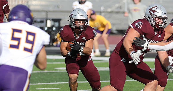 30 Gabe Lynch (9)