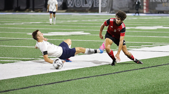 8 Landon Holmen (21)