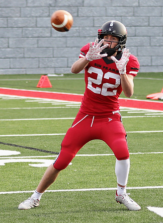 22 Drew Houtakker vs. Verona (2)