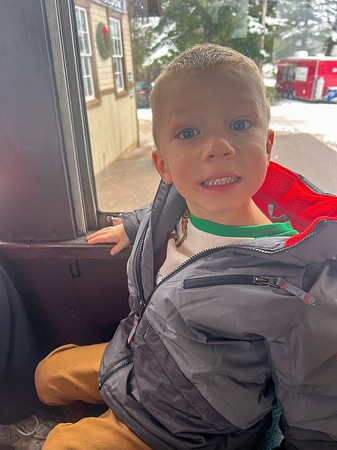 12-3-23 Christmas Train (18)