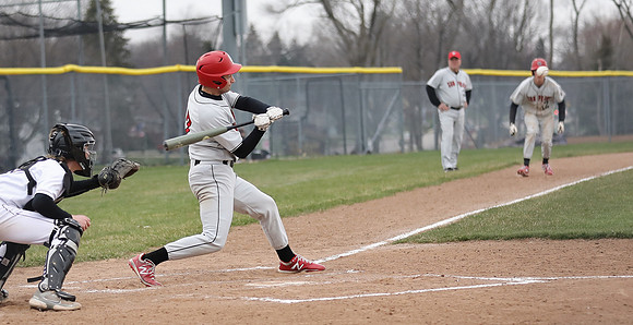 4-29-22 Varsity vs. Waunakee (21)