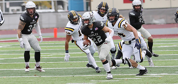 11-13-21 vs. UW Eau Claire  SENIOR DAY & ARMED FORCES DAY  (83)
