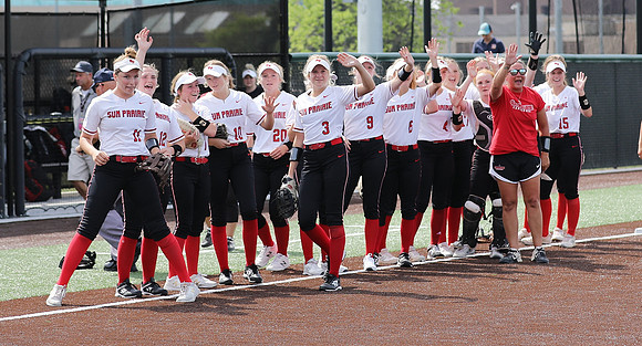 6 Carley Gross (79)